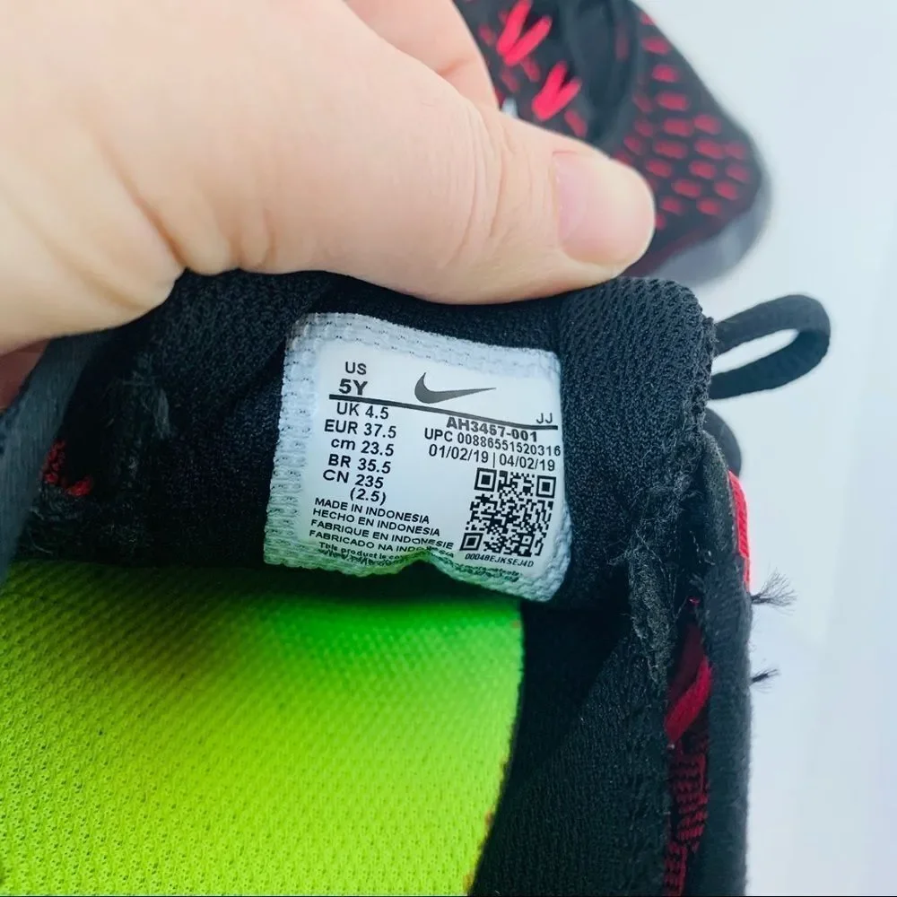 Nike Sneakers Sz‎ 5Y